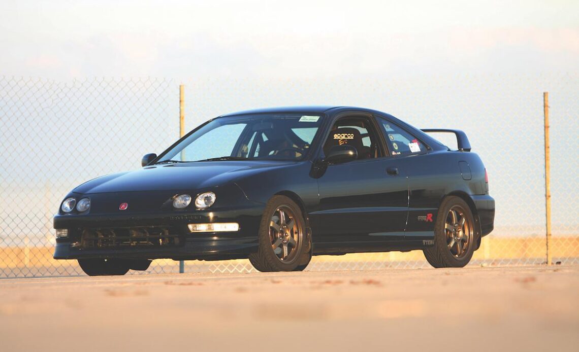 Acura Integra Type R | Buyer's Guide | Articles