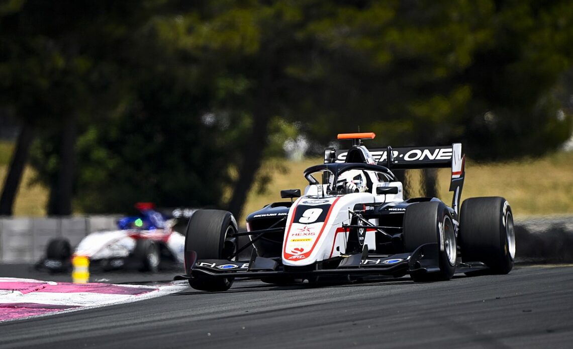 Correa remains with ART for 2022 Formula 3 season