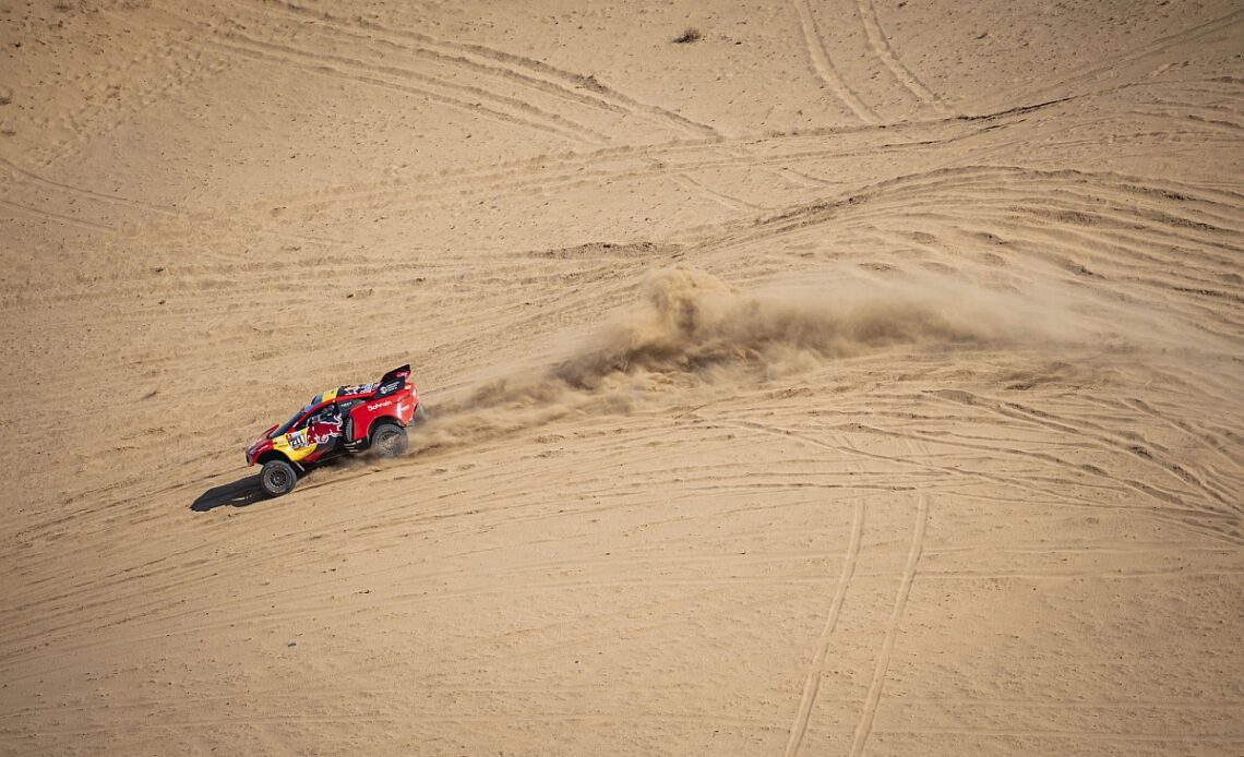 Dakar drops 'marathon' stage rule after heavy rain