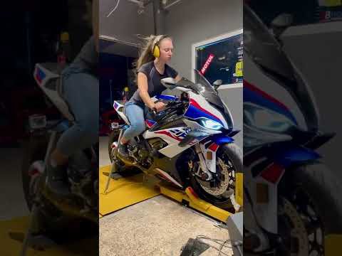 Loud BMW S1000RR On the Dyno