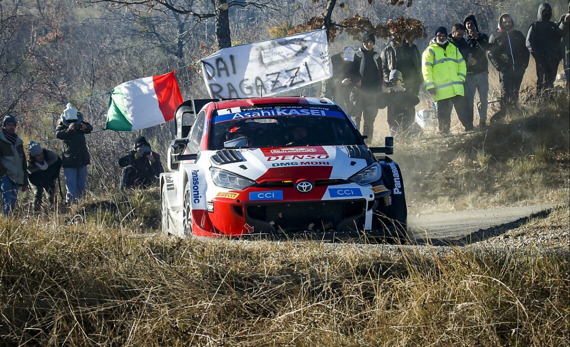 Ogier pulls clear of Loeb heading into final day