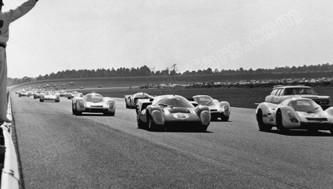 Porsche 908 and Lola T70 prototypes on the first row at Daytona in 1970