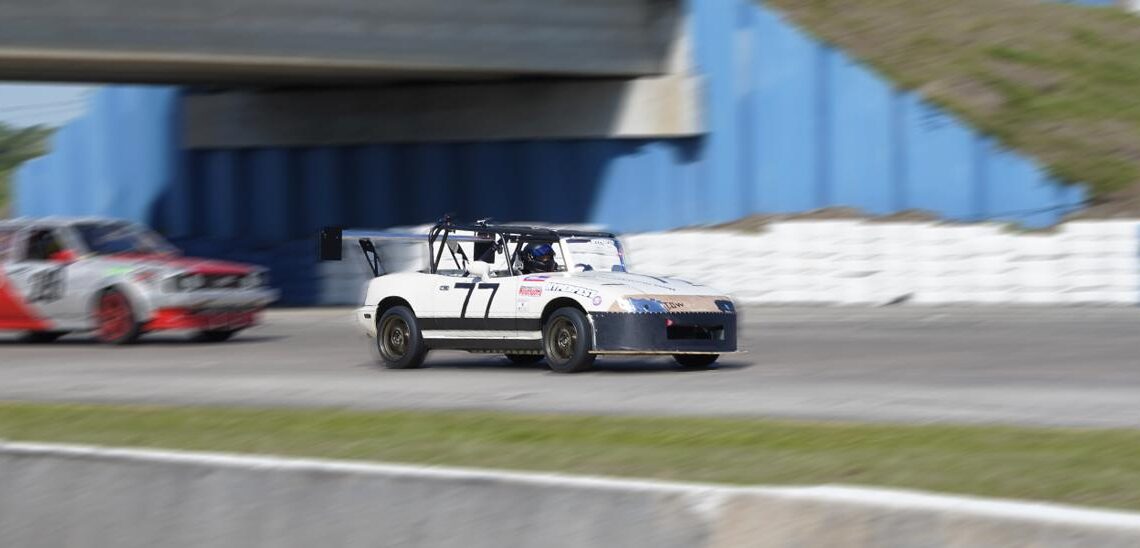 Running the 24 Hours of Lemons with almost zero time and effort | Articles