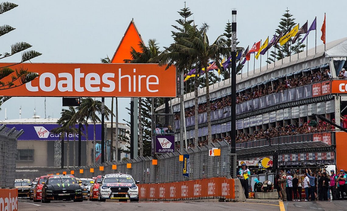 Supercars 2022 season-opener switches to Sydney night race