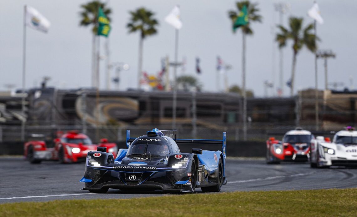 WTR leads Acura 1-2 in opening practice at Daytona