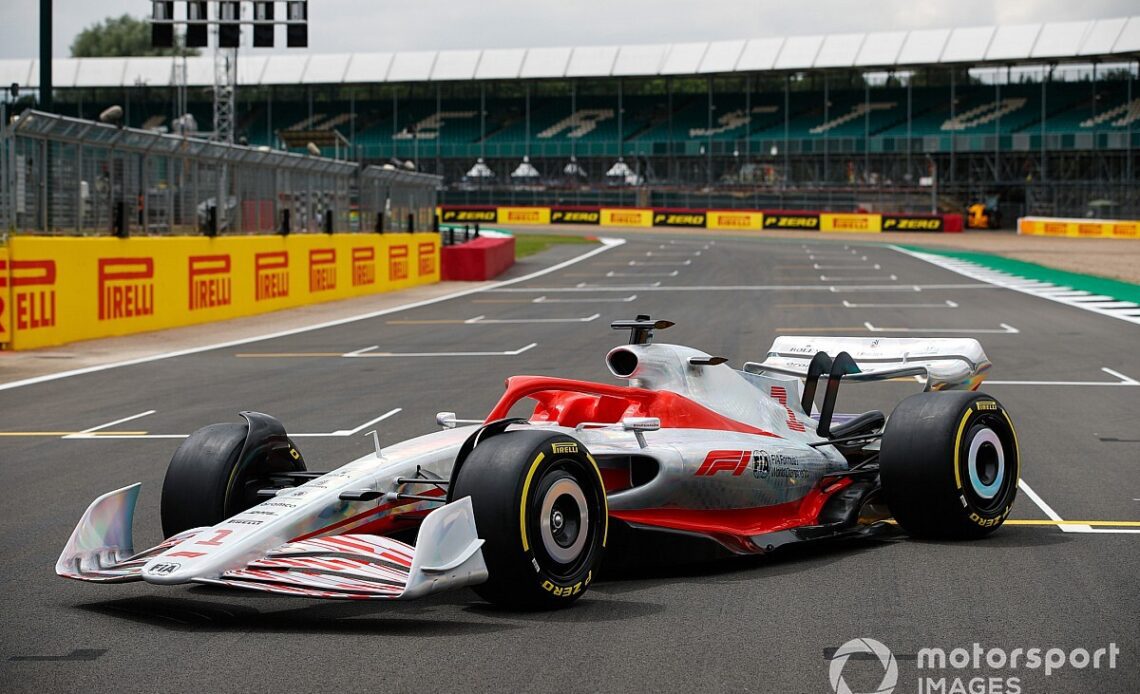"Zero compromise" on F1 2022 focus despite McLaren fight
