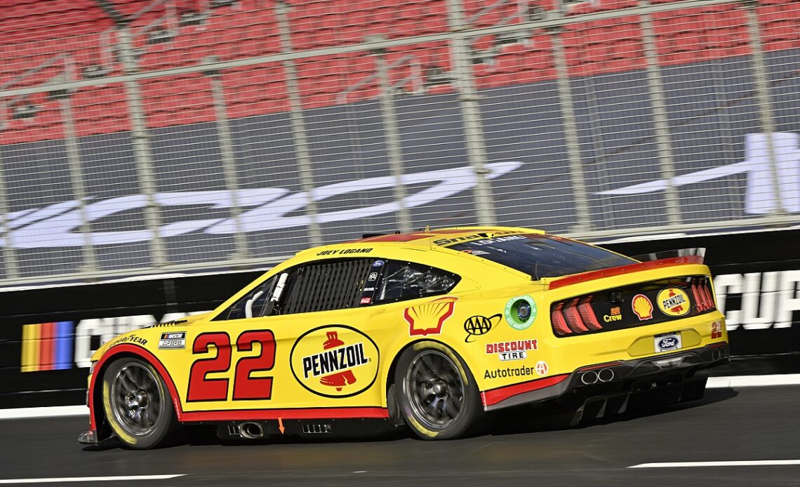 Joey Logano tops Kyle Busch for Clash win at LA Coliseum