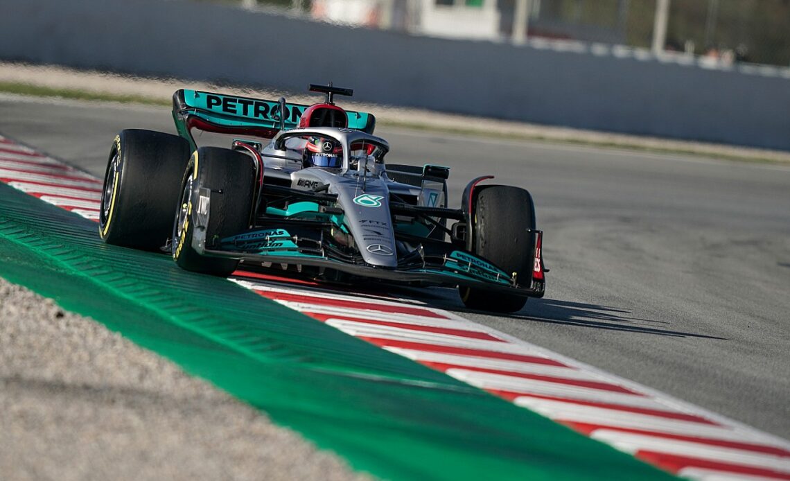 Mercedes behind Ferrari and McLaren so far in testing