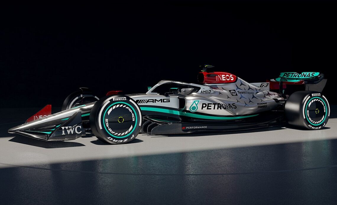 Mercedes explains decision to return to silver F1 livery for 2022