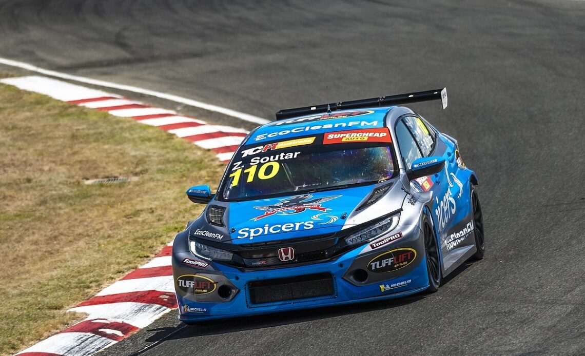 Soutar wins red-flagged final race