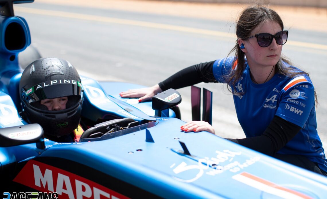 Aseel Al Hamad, Abbi Pulling, Alpine E20 demonstration run, Saudi Arabia, 2022