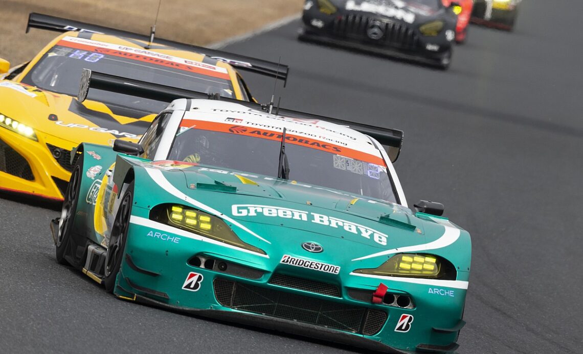 GT300 cars suspected of sandbagging at Okayama