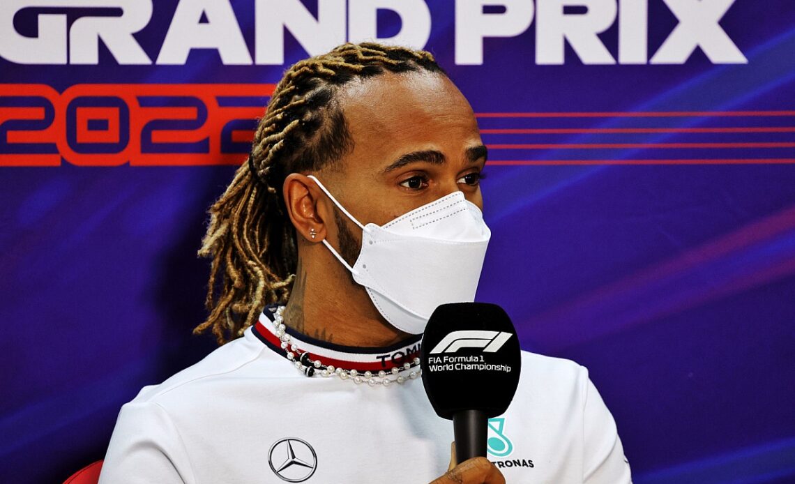 Hamilton makes €50k donation after skipping FIA Prize Giving