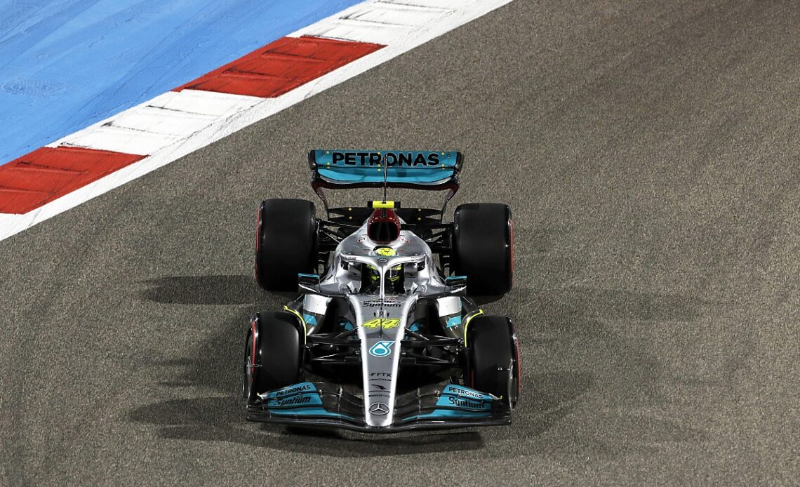 Hamilton "really happy" to qualify fifth for Bahrain GP