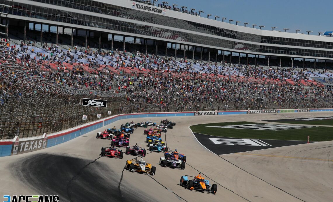 IndyCar drivers praise better racing at Texas after changes but does the event have a future? · RaceFans