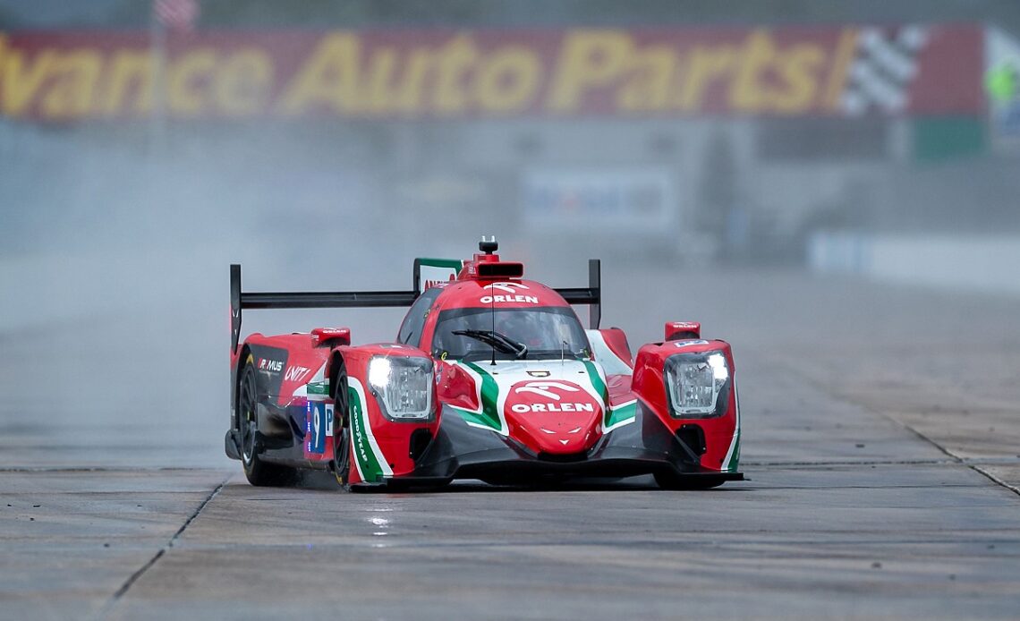 Kubica puts Prema on top in weather-affected WEC prologue