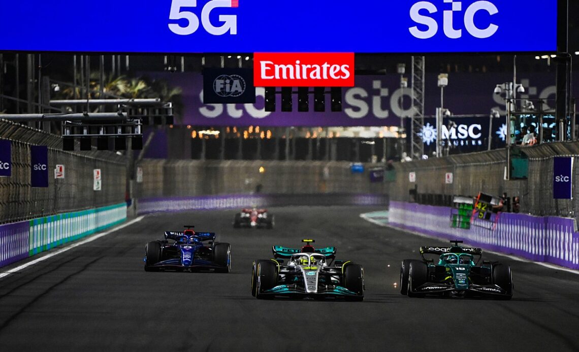 Mercedes “still far off” Ferrari and Red Bull in F1 top order