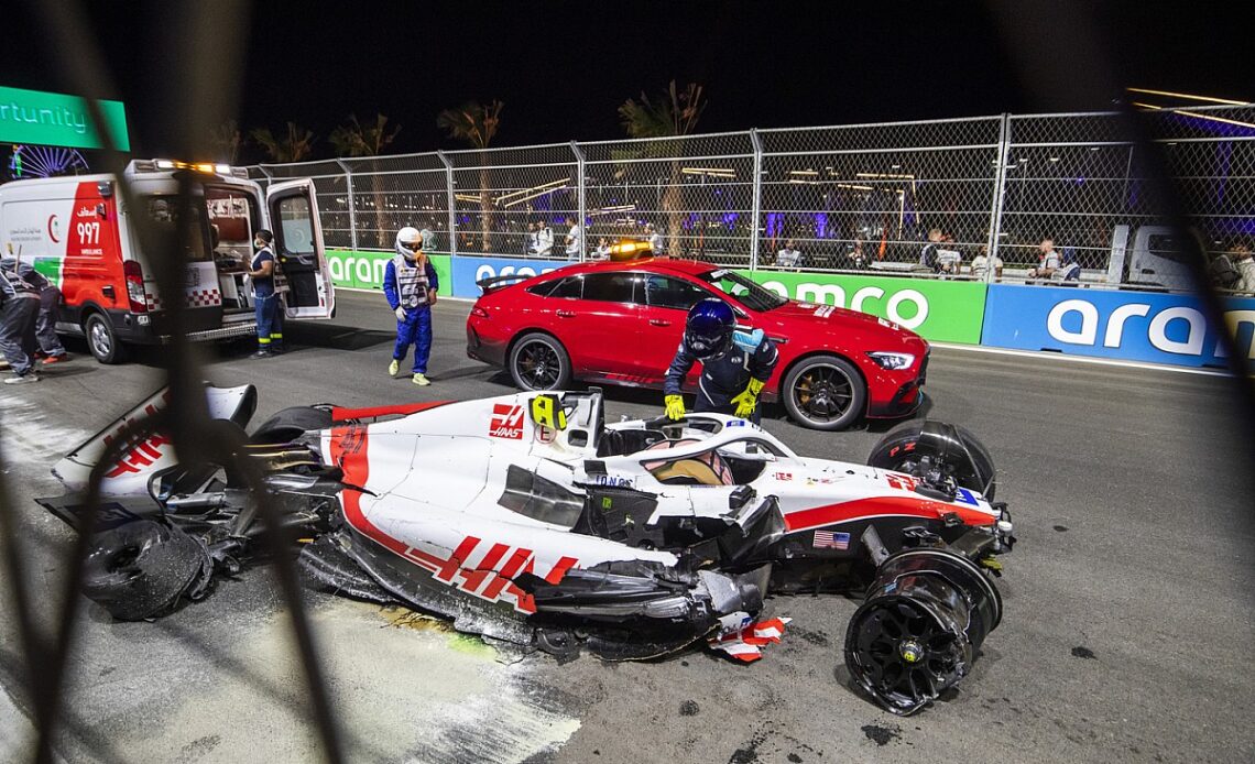 Schumacher ruled out of Saudi Arabian GP after crash
