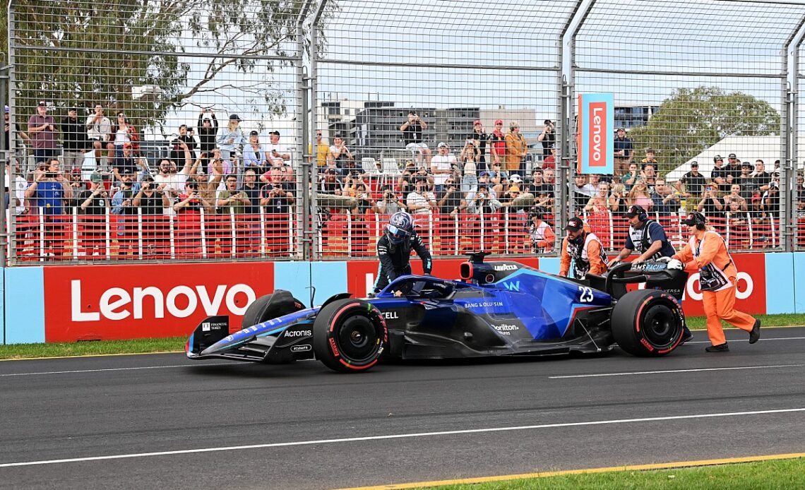 Albon disqualified from Australian GP qualifying
