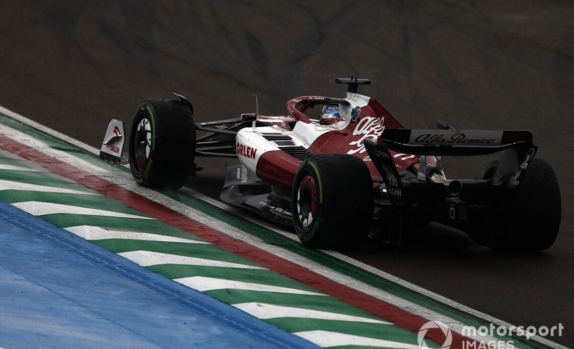 Alfa Romeo changes Bottas chassis after Imola F1 qualifying exhaust damage