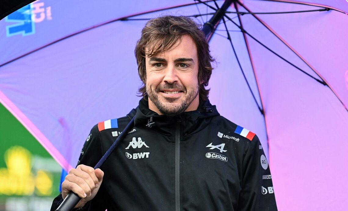 Alonso motivated to stay in F1 "because I feel better than the others"