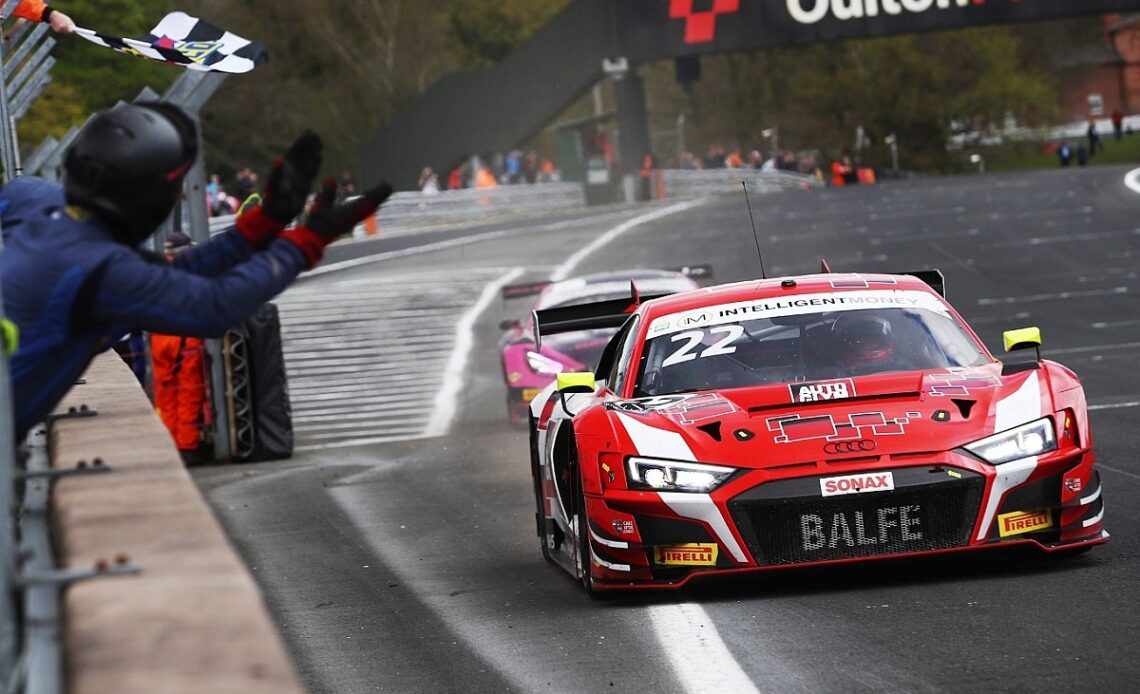 Carroll and Gounon's epic battle for British GT win as rain shower plays havoc