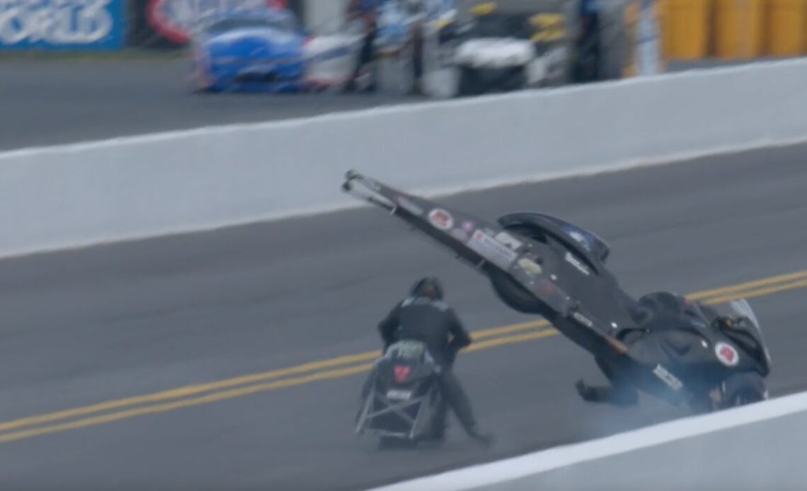 Cory Reed suffers crash in Charlotte