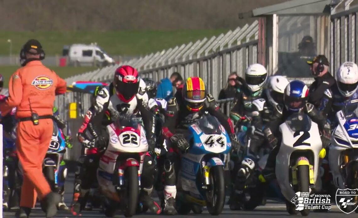 Highlights Snetterton Test Day 2 | 2022 British Talent Cup