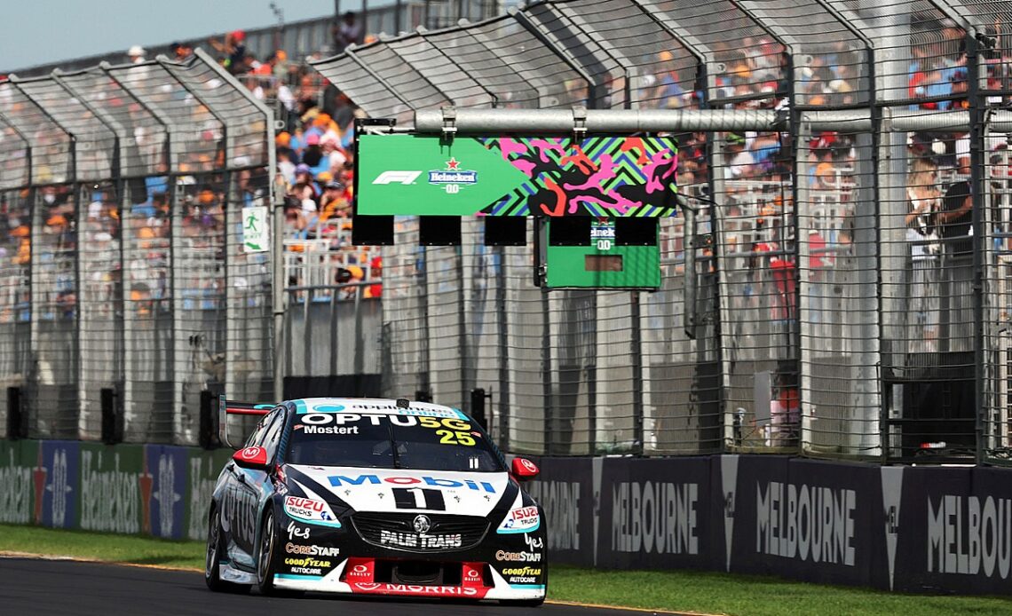 Mostert beats van Gisbergen in finale