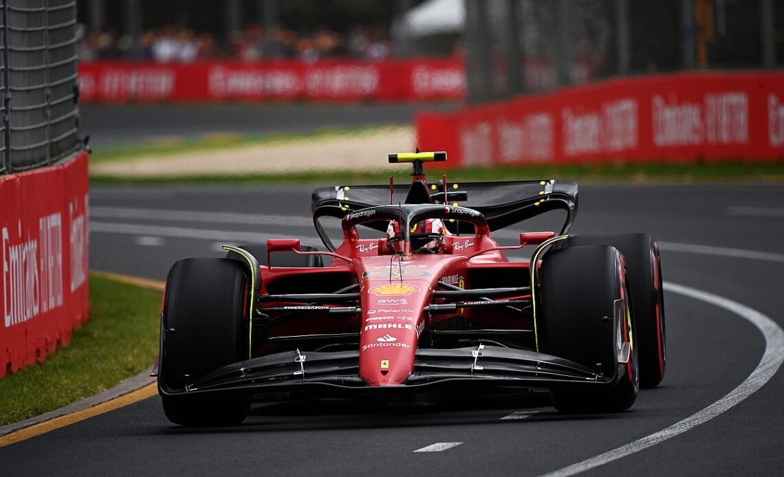 Sainz angry after "disaster" for Ferrari in Australian GP qualifying