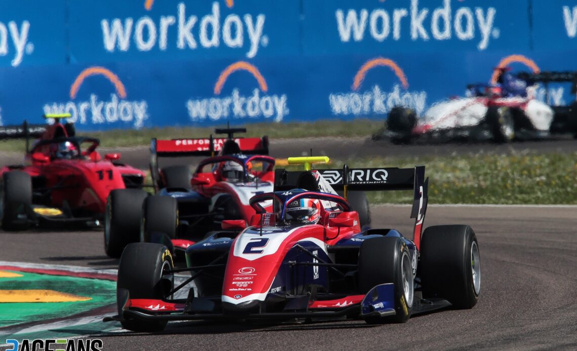 Stanek passes Bearman for F3 win after Maloney spins out of lead · RaceFans