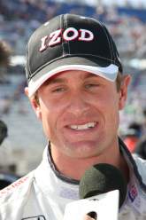 Hunter-Reay moves to Foyt Racing