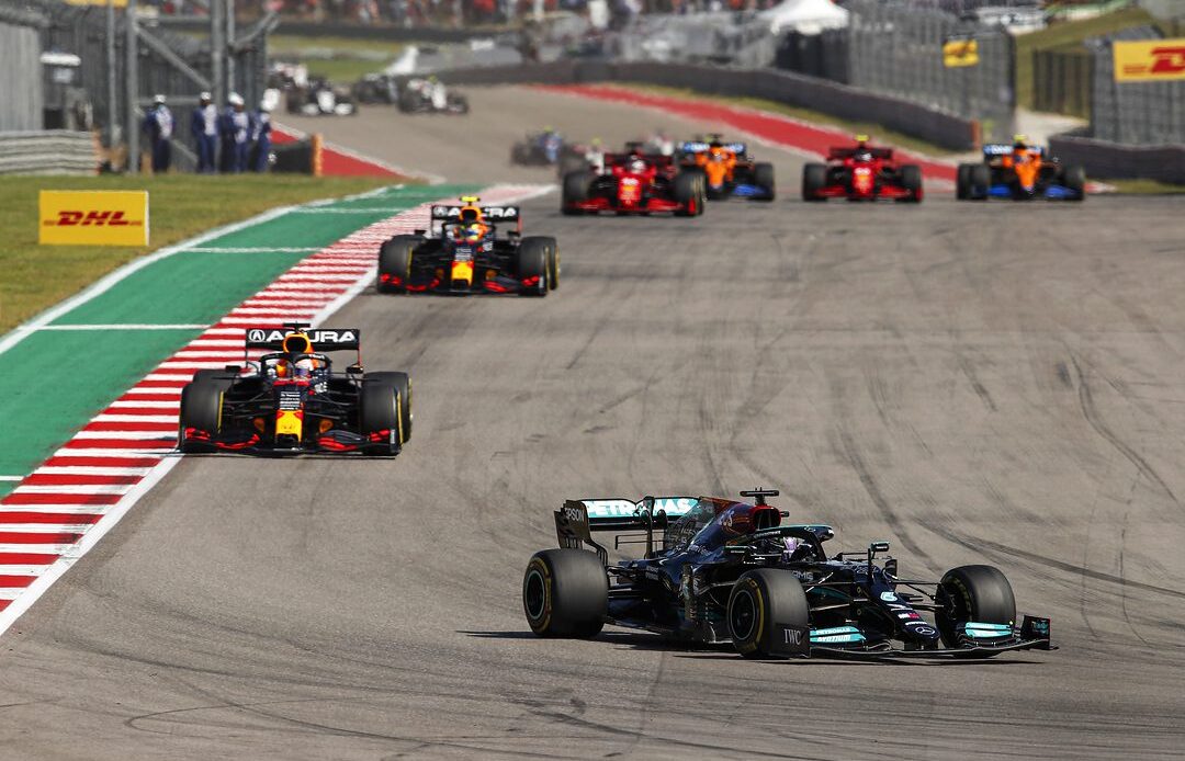 Formula 1 2021 COTA-Hamilton-Pack-racing-LAT-Images-Mercedes-AMG-F1