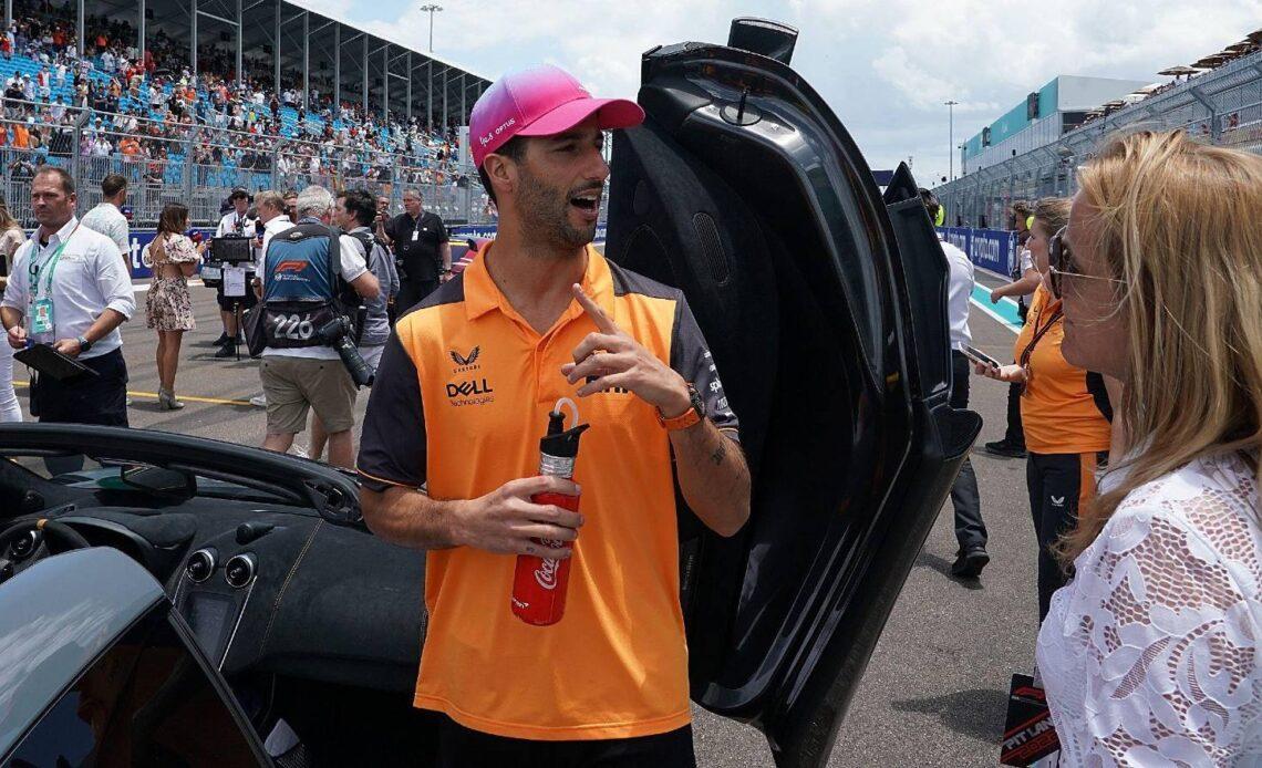 Daniel Ricciardo explains why McLaren left him "dehydrated" in Miami Grand Prix