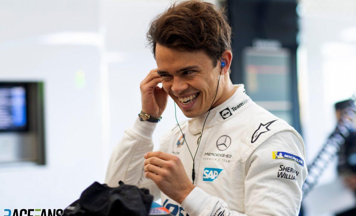 De Vries to run first practice for Williams in Spain · RaceFans