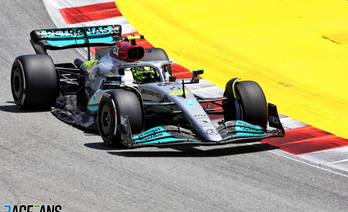 Lewis Hamilton, Mercedes, Circuit de Catalunya, 2022