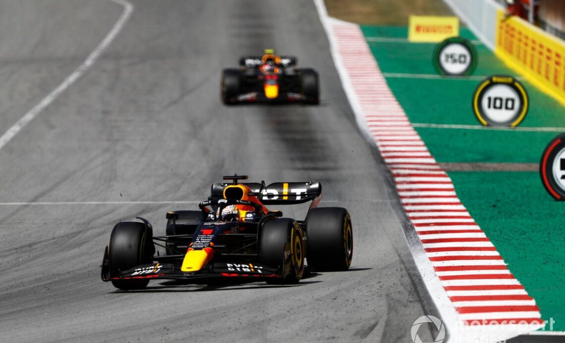 Max Verstappen, Red Bull Racing RB18, Sergio Perez, Red Bull Racing RB18