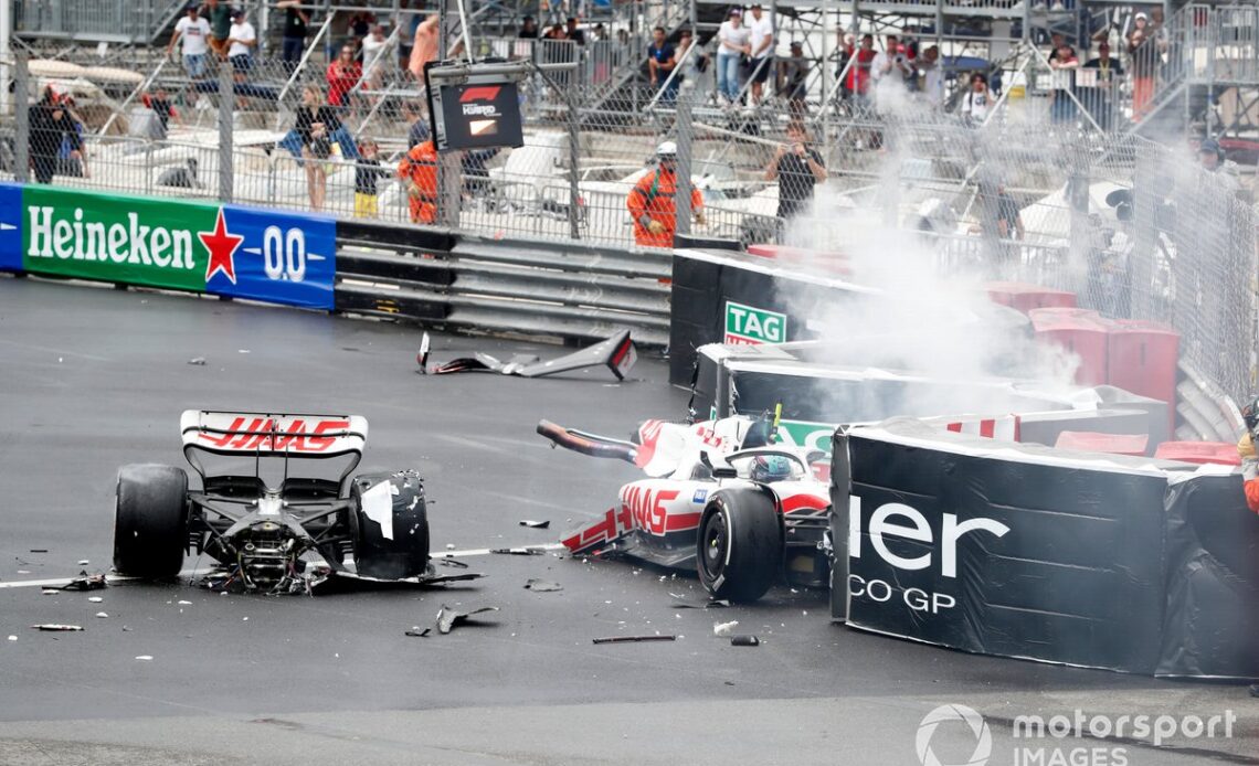 Mick Schumacher, Haas VF-22 crash