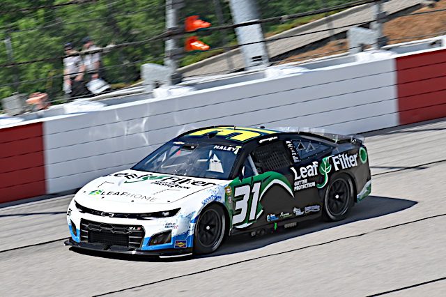 #31: Justin Haley, Kaulig Racing, LeafFilter Gutter Protection Chevrolet Camaro, 2022 Darlington NASCAR Cup race NKP