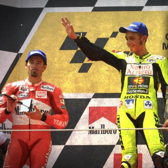 Rossi vs Biaggi: The only thing missing were the lions