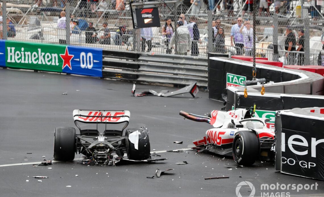 Mick Schumacher, Haas VF-22 crash