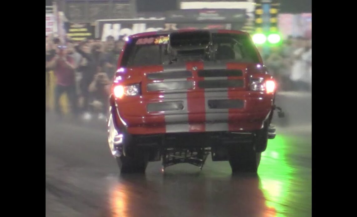 #TRUCKS - DRAG RACING WITH A BED!