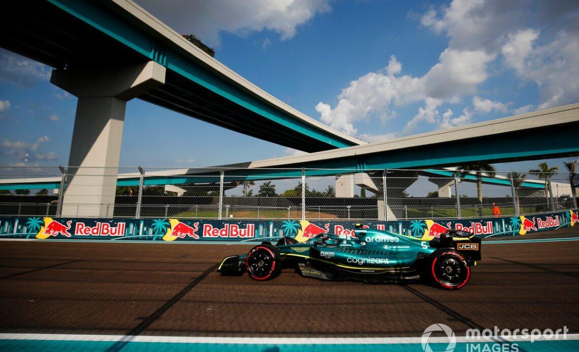 Sebastian Vettel, Aston Martin AMR22