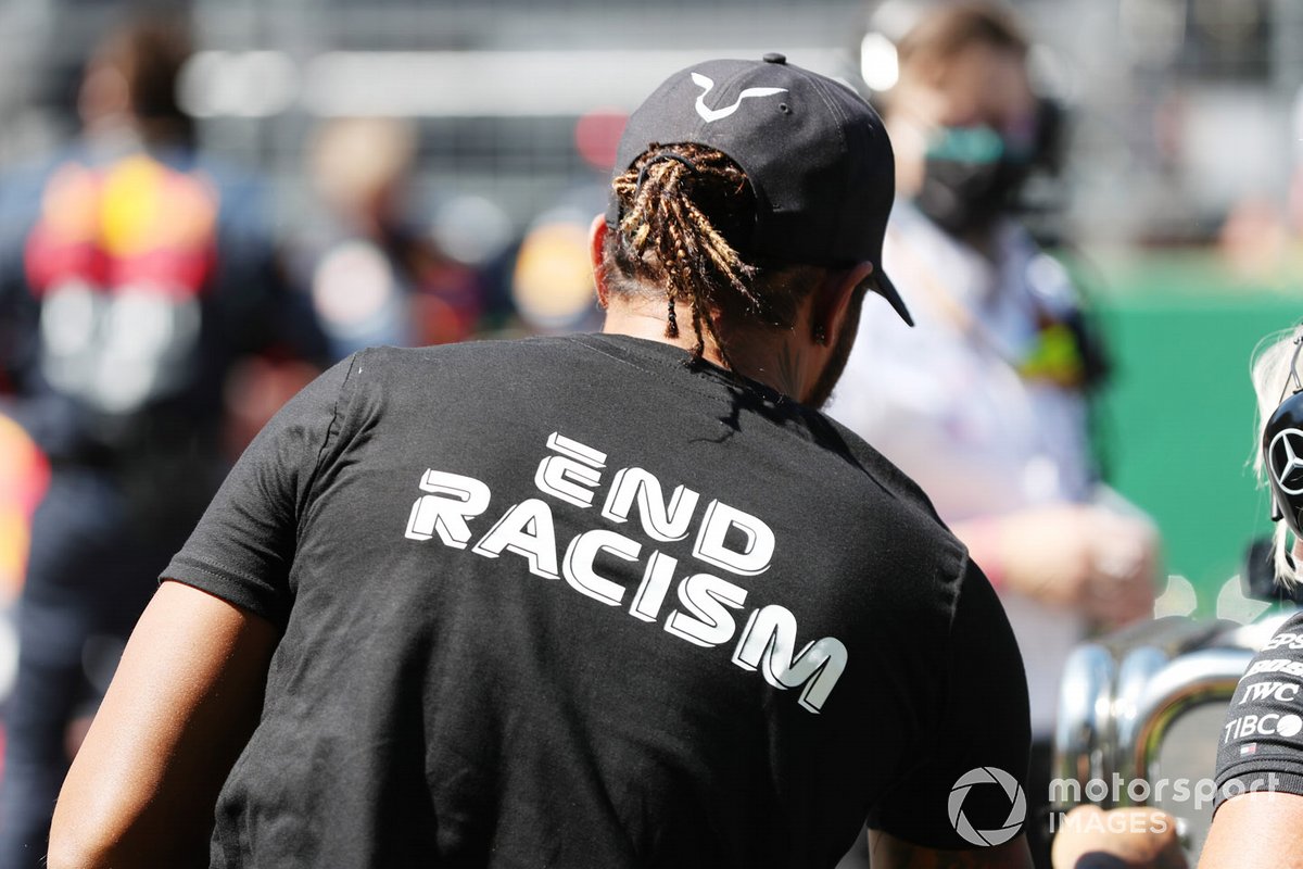 Lewis Hamilton, Mercedes-AMG Petronas F1, wears an End Racism shirt on the grid