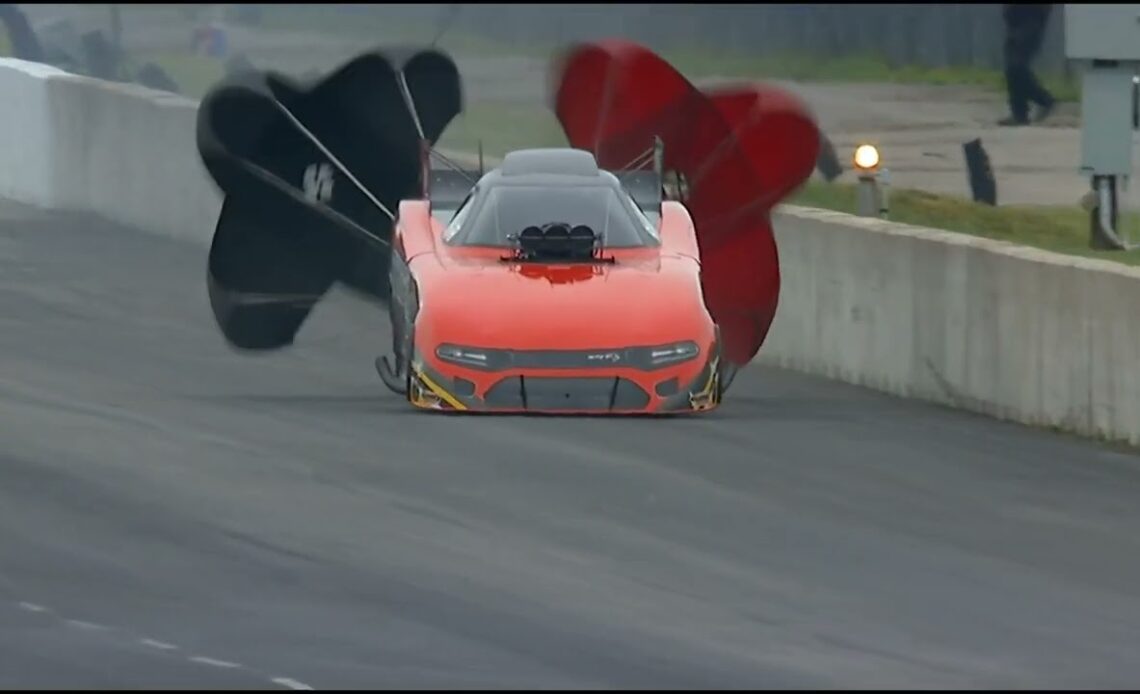 Cory Lee, Dale Creasy all kinds of Crazy Top Fuel Funny Car, Qualifying Rnd 1, New England Nationals