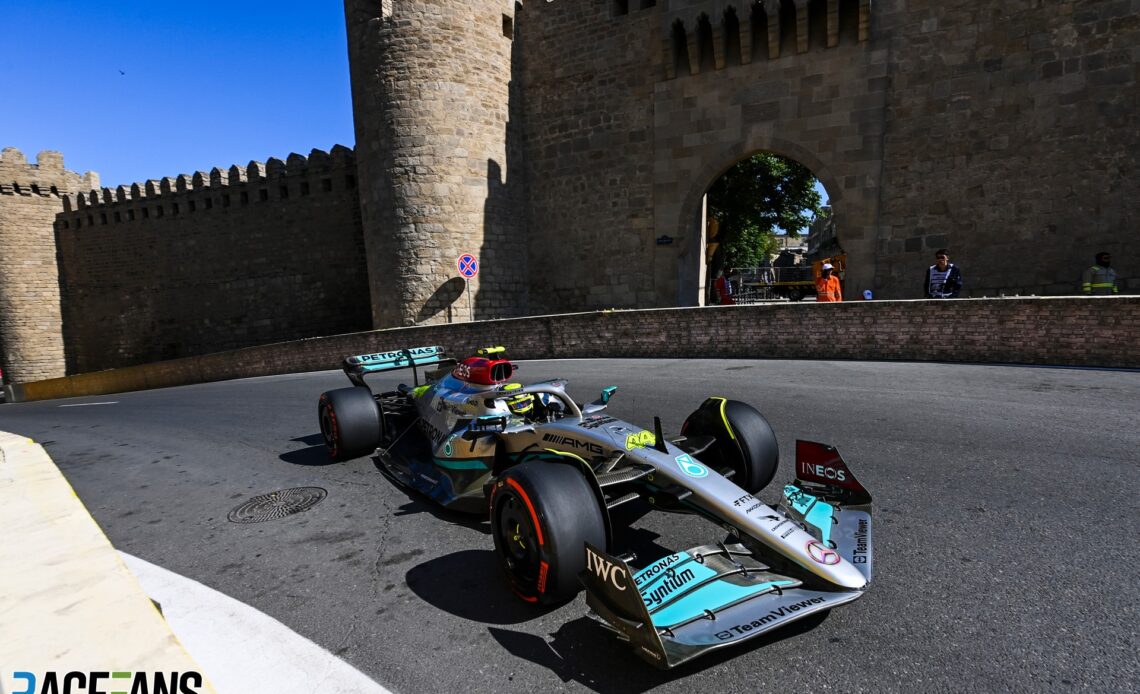 Lewis Hamilton, Mercedes, Baku City Circuit, 2022