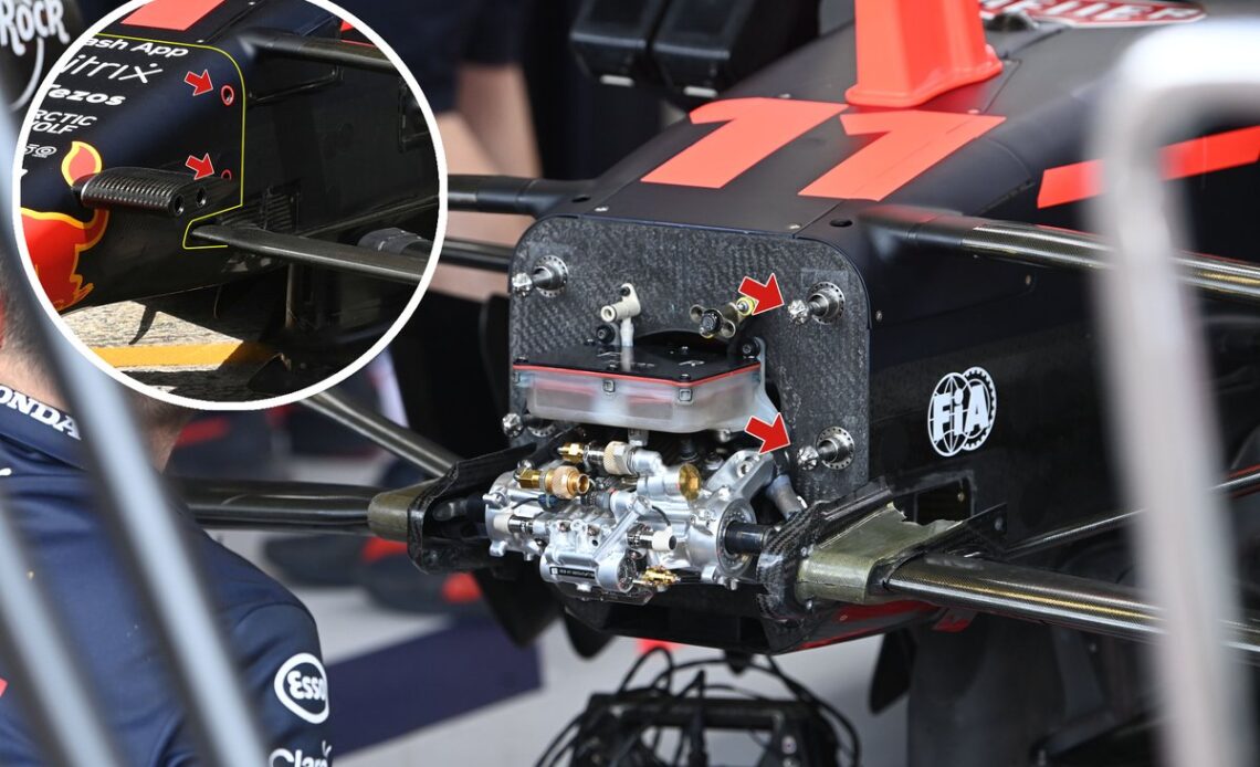 Red Bull Racing RB18 steering assembly (ARROW)