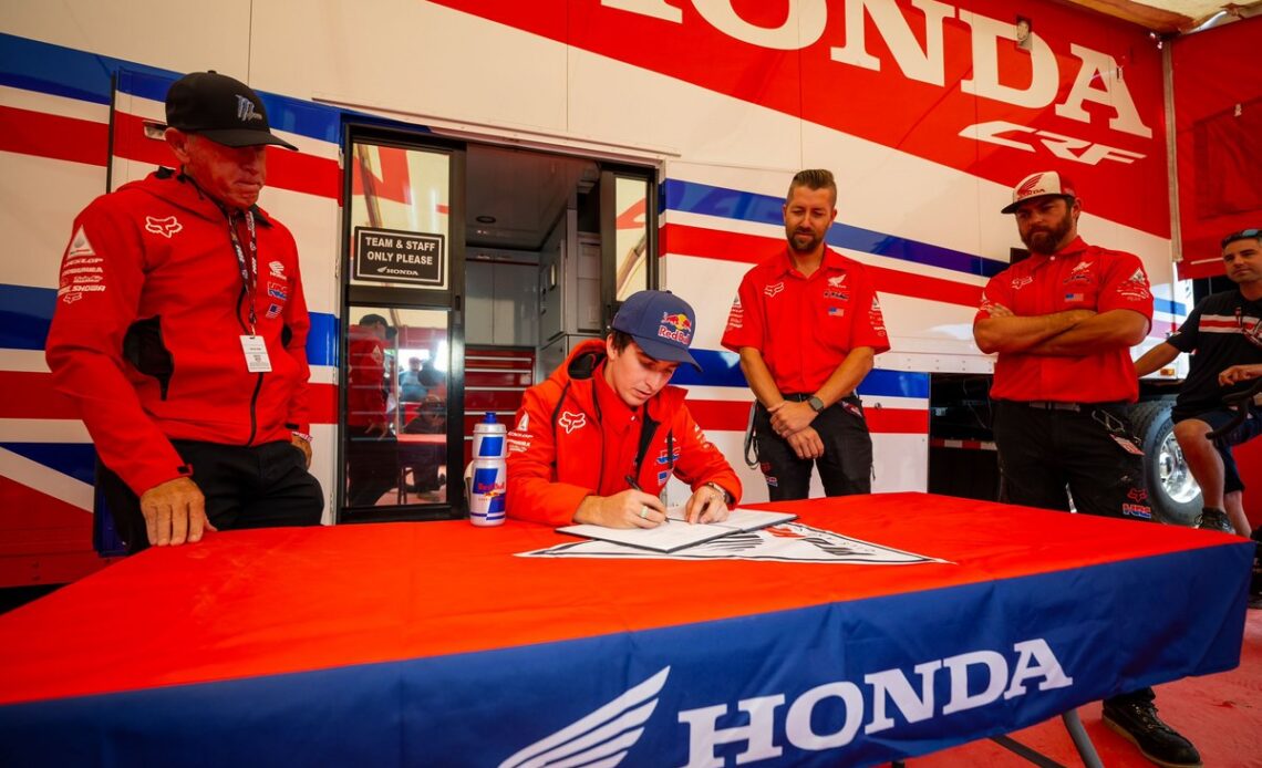 220619 Hunter Lawrence Extends Contract with Honda (2)