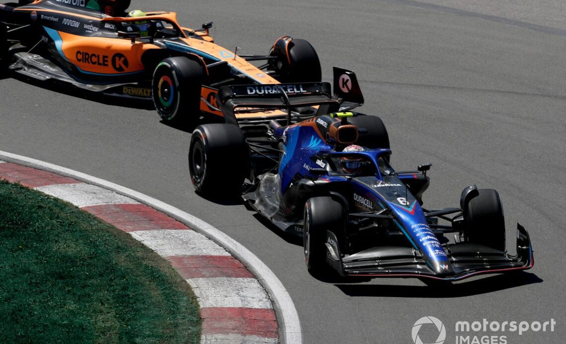 Nicholas Latifi, Williams FW44, Lando Norris, McLaren MCL36