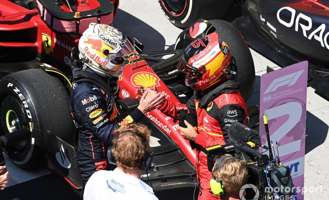 Max Verstappen, Red Bull Racing, 1st position, Carlos Sainz, Ferrari, 2nd position, congratulate each other in Parc Ferme